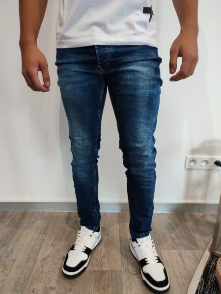 Jeans DSC 8070