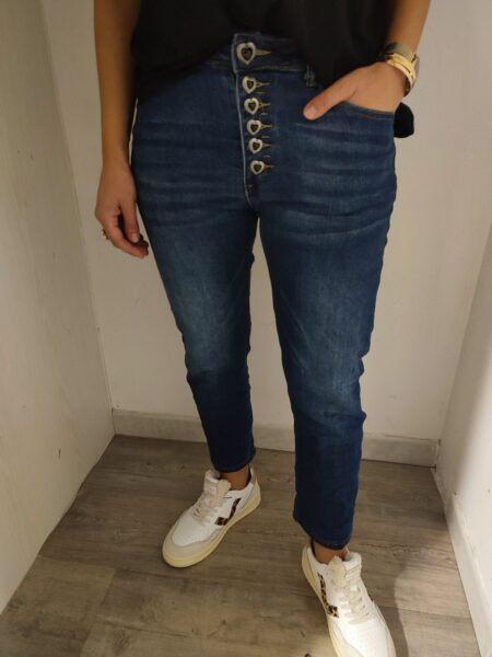Jeans NAIF bouton coeur JC778